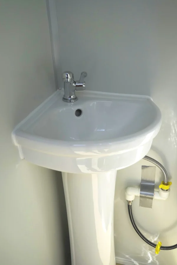 Portable Toilet With 110V Sink - Image 5